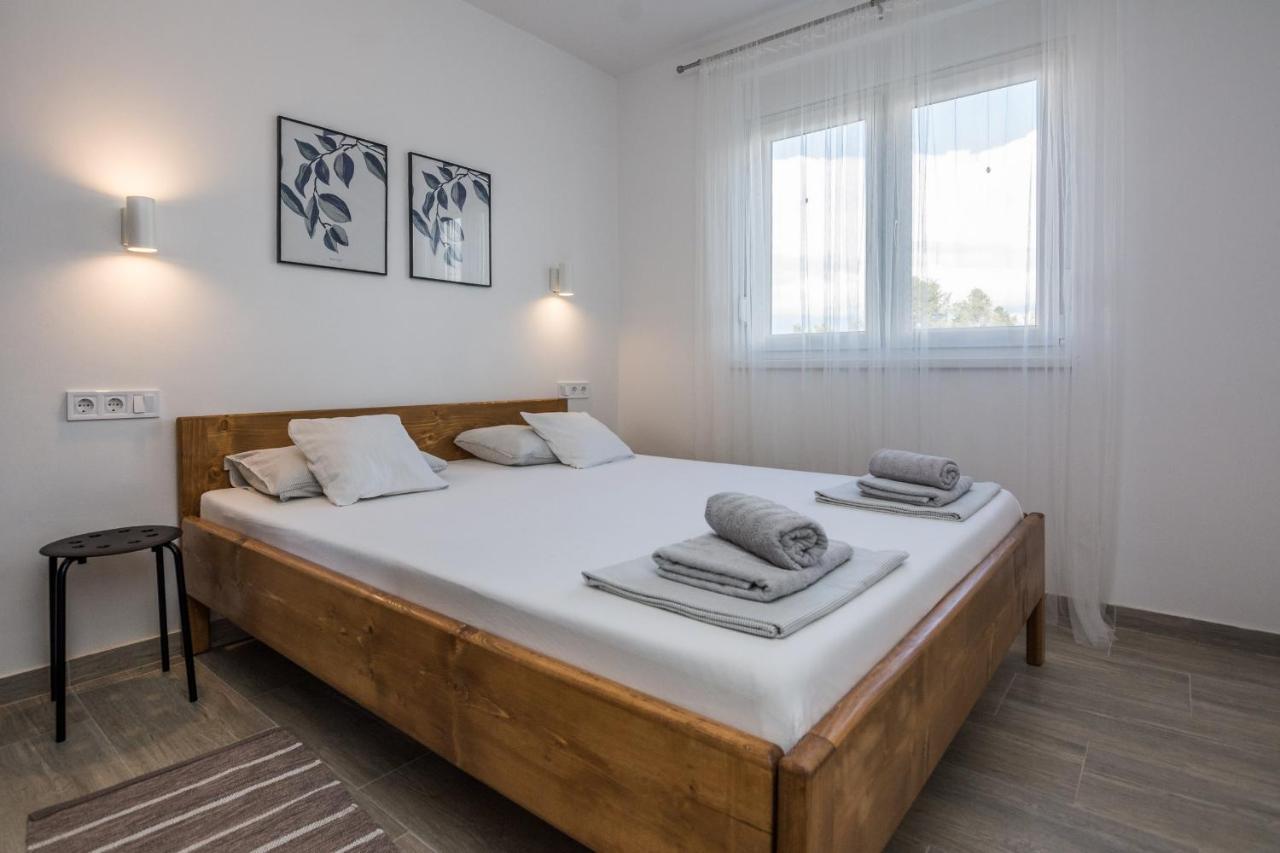 Apartments Pejakovic Вир Екстериор снимка