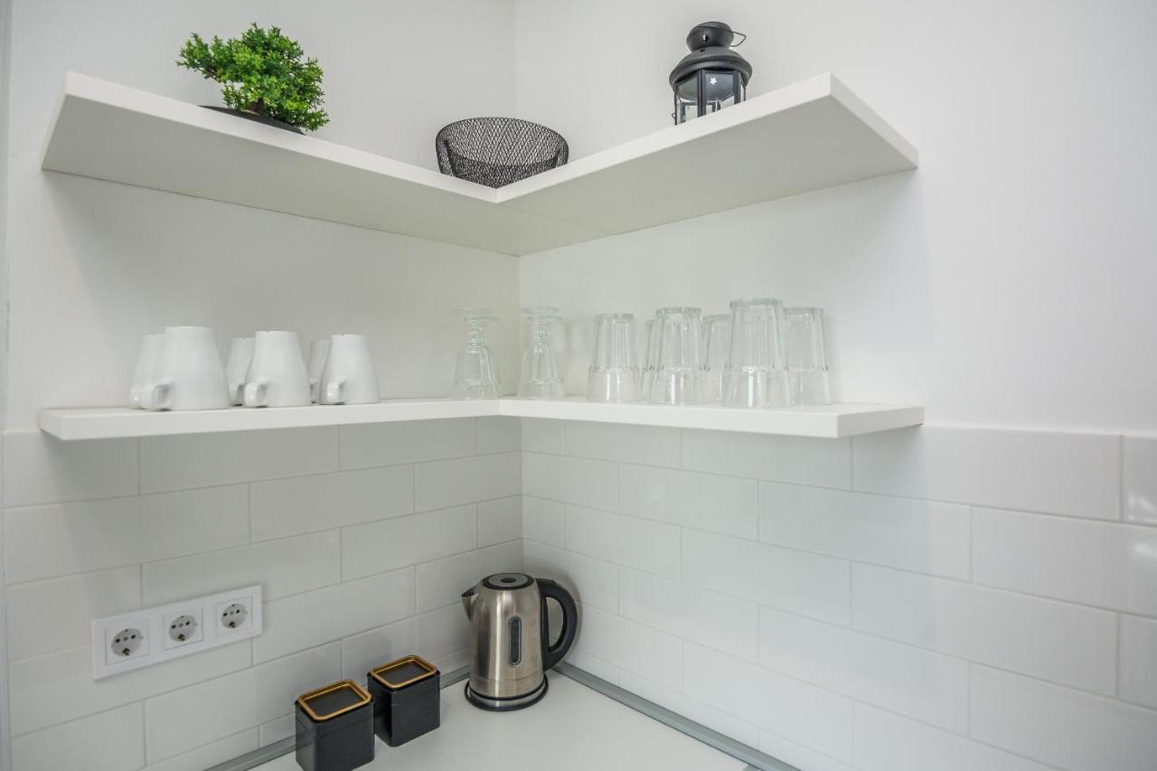 Apartments Pejakovic Вир Екстериор снимка