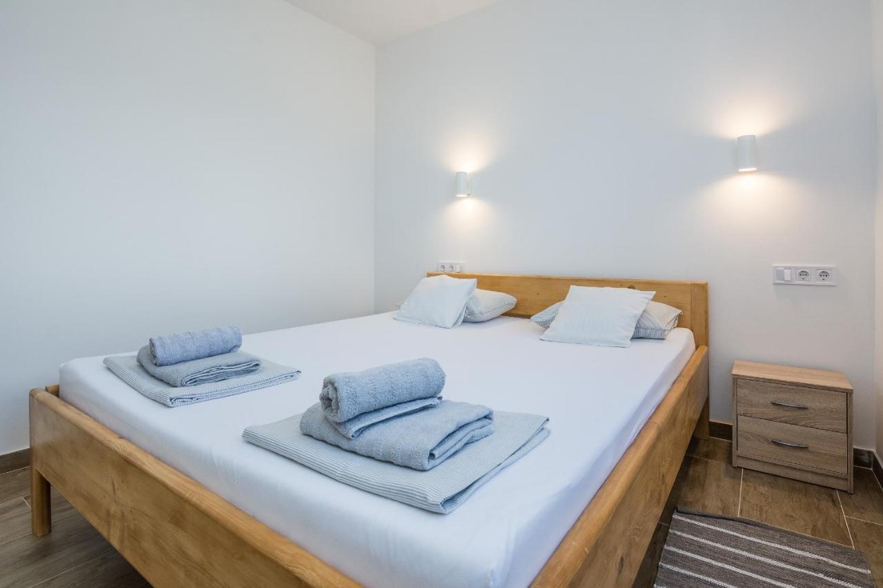 Apartments Pejakovic Вир Екстериор снимка